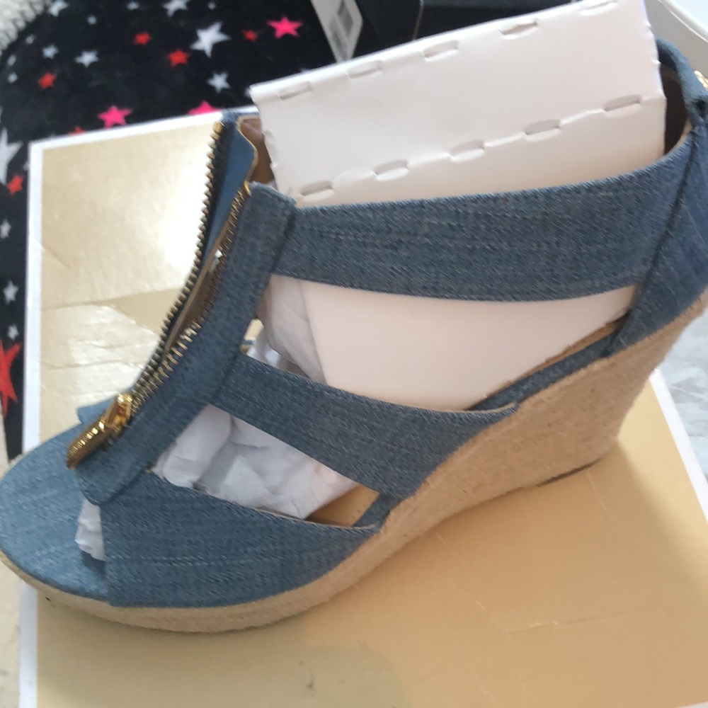 NWT MICHAEL KORS DENIM DAMITA ESPADRILLES
